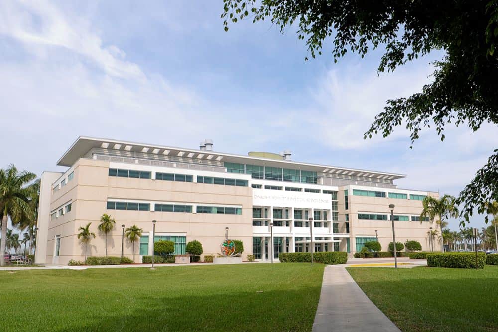 Florida-Atlantic-University-Charles-E.-Schmidt-College-of-Medicine-Boca-Raton-Florida